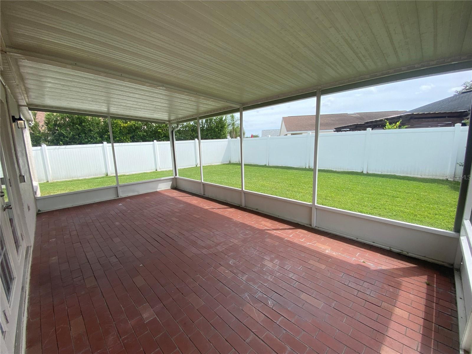 LEXINGTON OAKS PH 1 - Residential