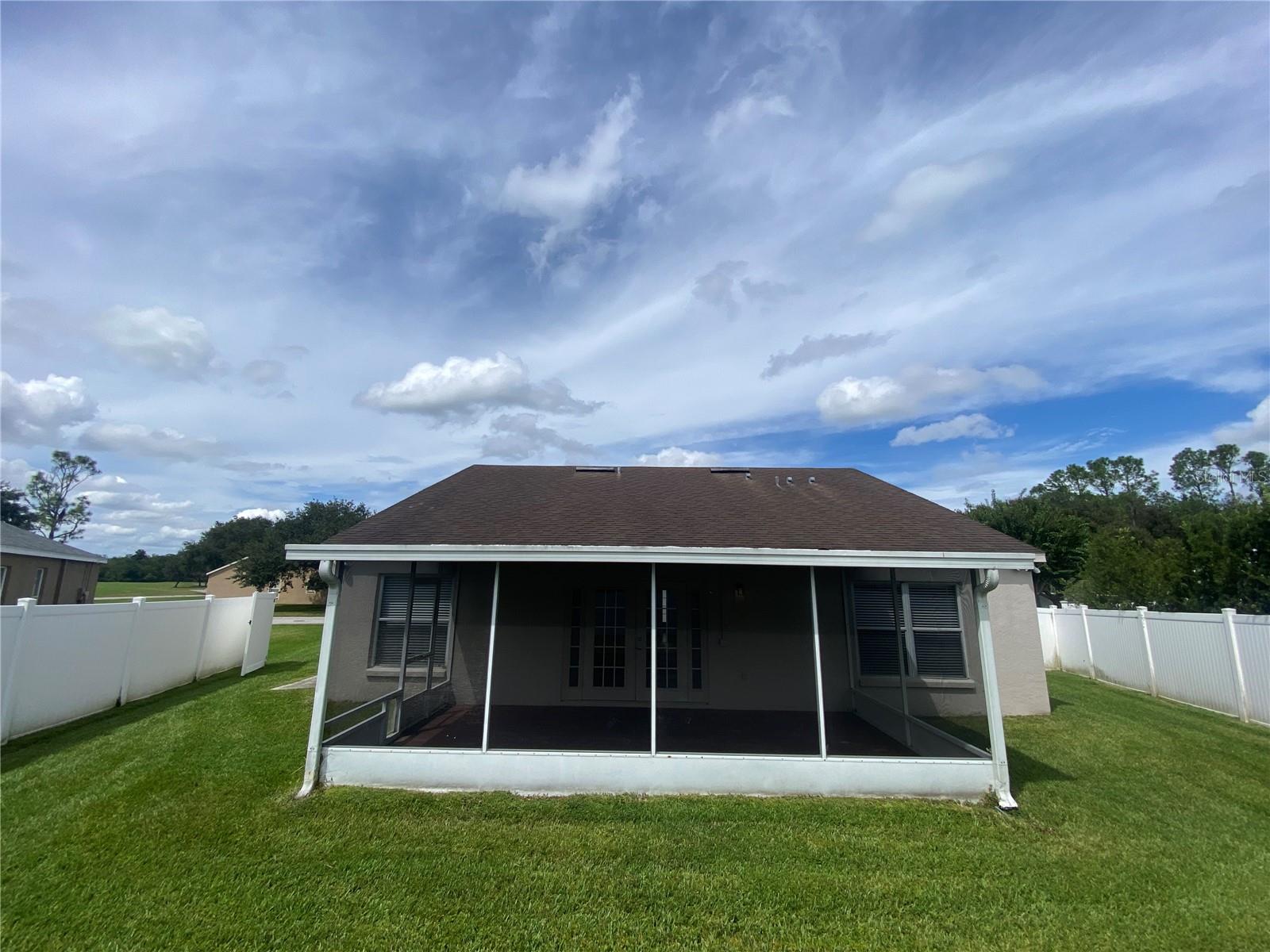 LEXINGTON OAKS PH 1 - Residential