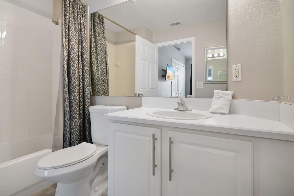 INDIAN CREEK PH 6 - Residential