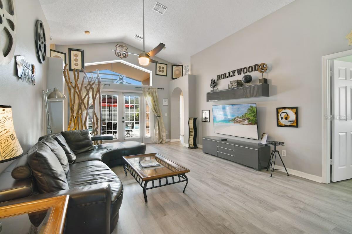 INDIAN CREEK PH 6 - Residential