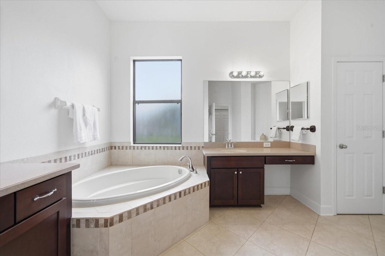 STONEBRIER PHASE 2A-PARTIAL REPLAT - Residential