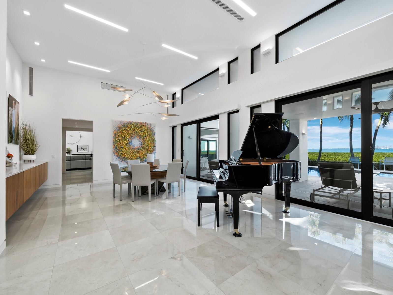 BAY ISLES - Residential