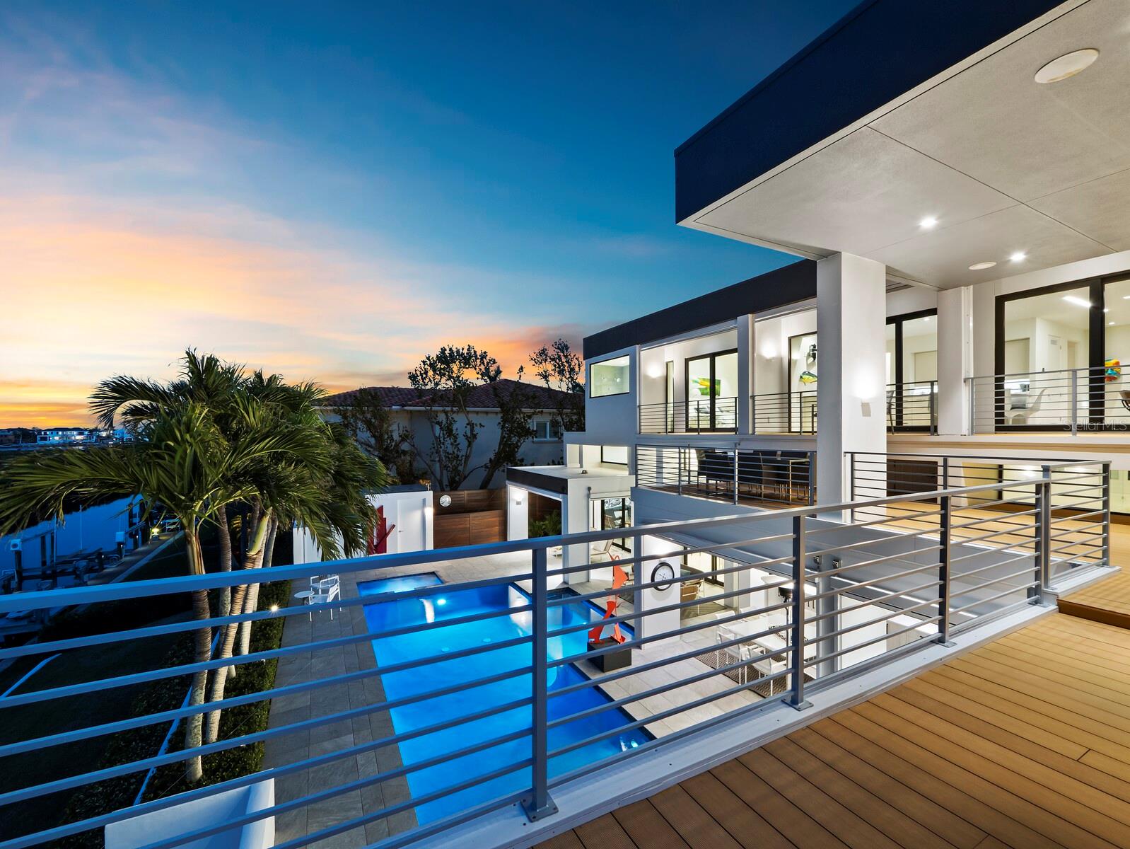 BAY ISLES - Residential