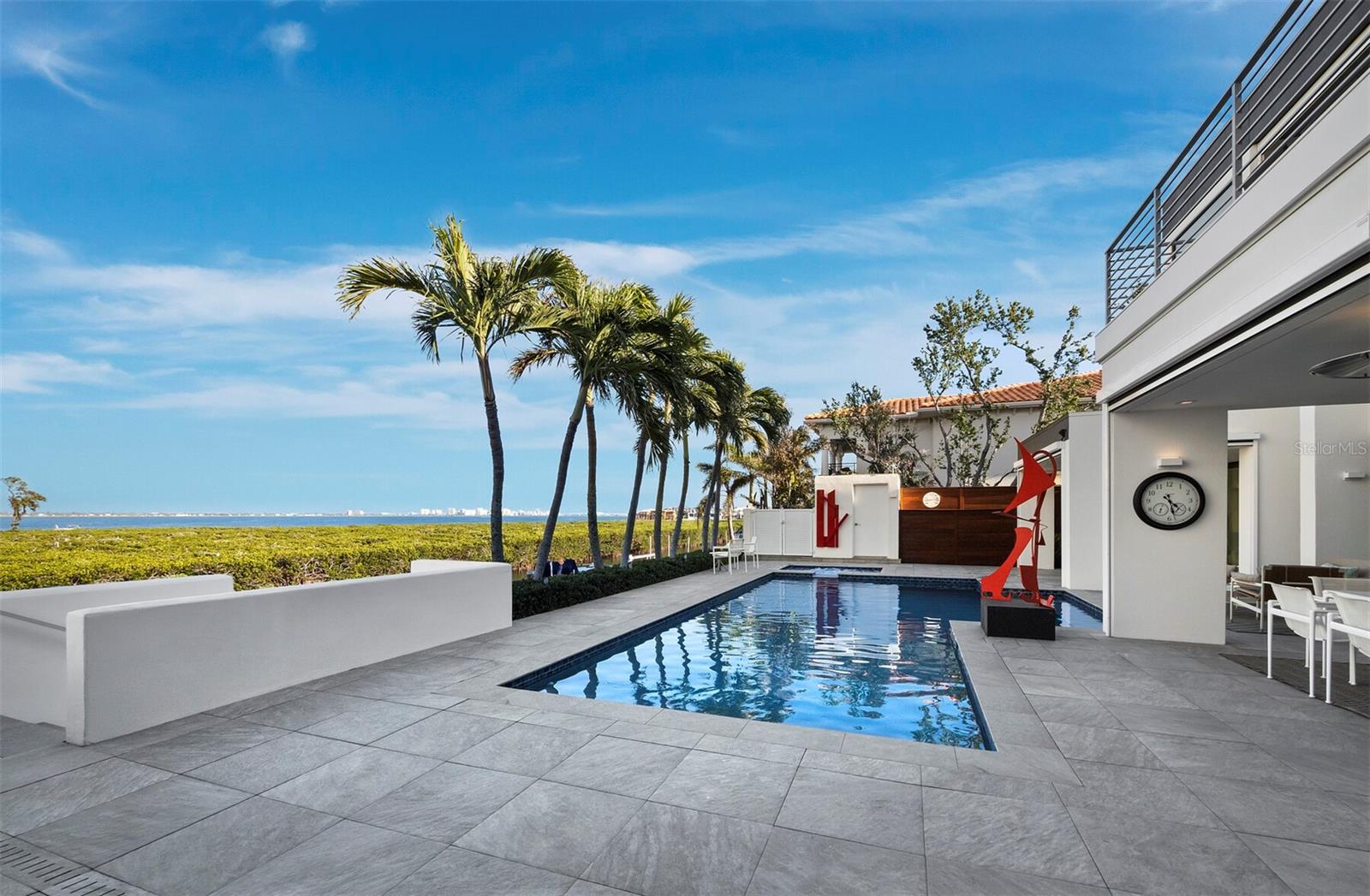 BAY ISLES - Residential