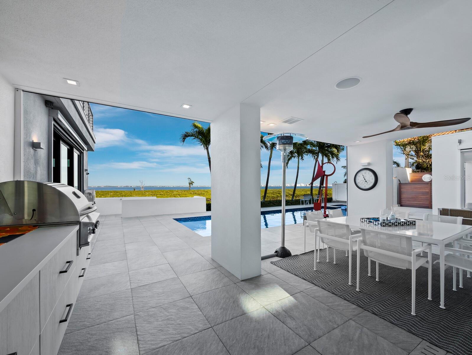 BAY ISLES - Residential