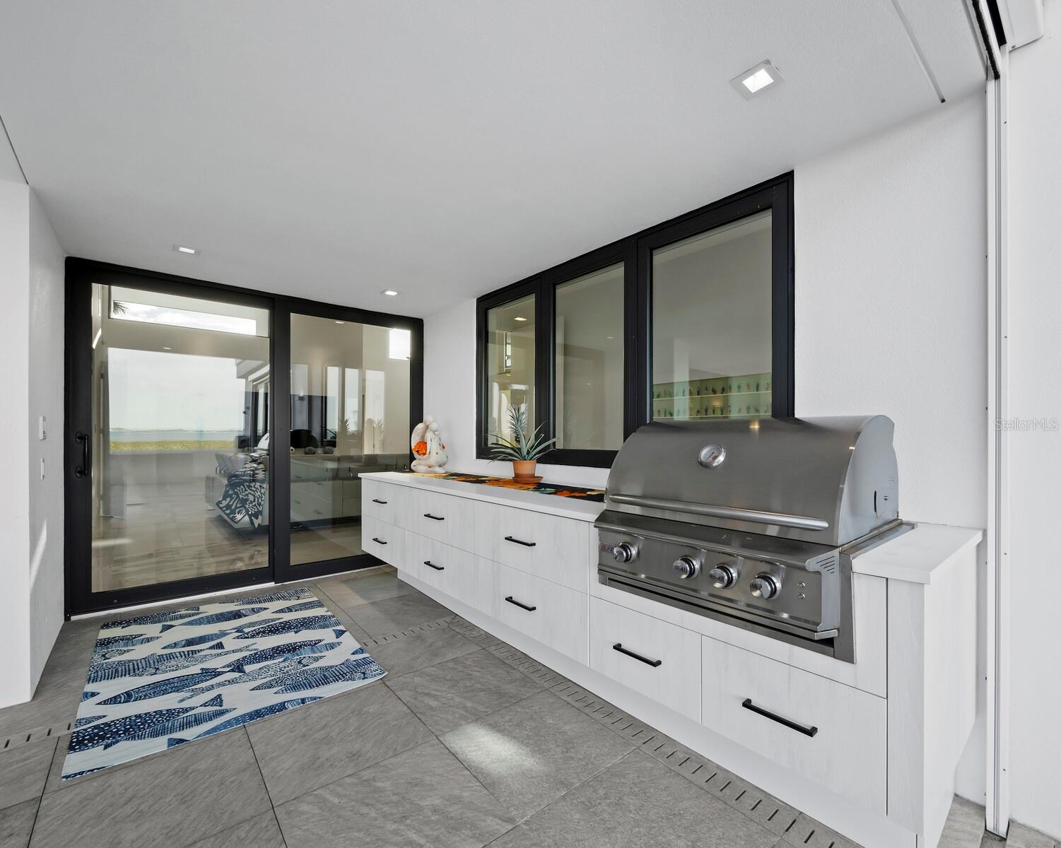 BAY ISLES - Residential