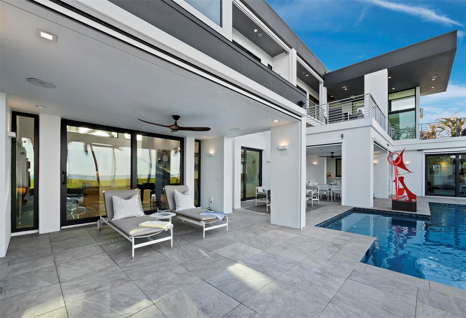 BAY ISLES - Residential