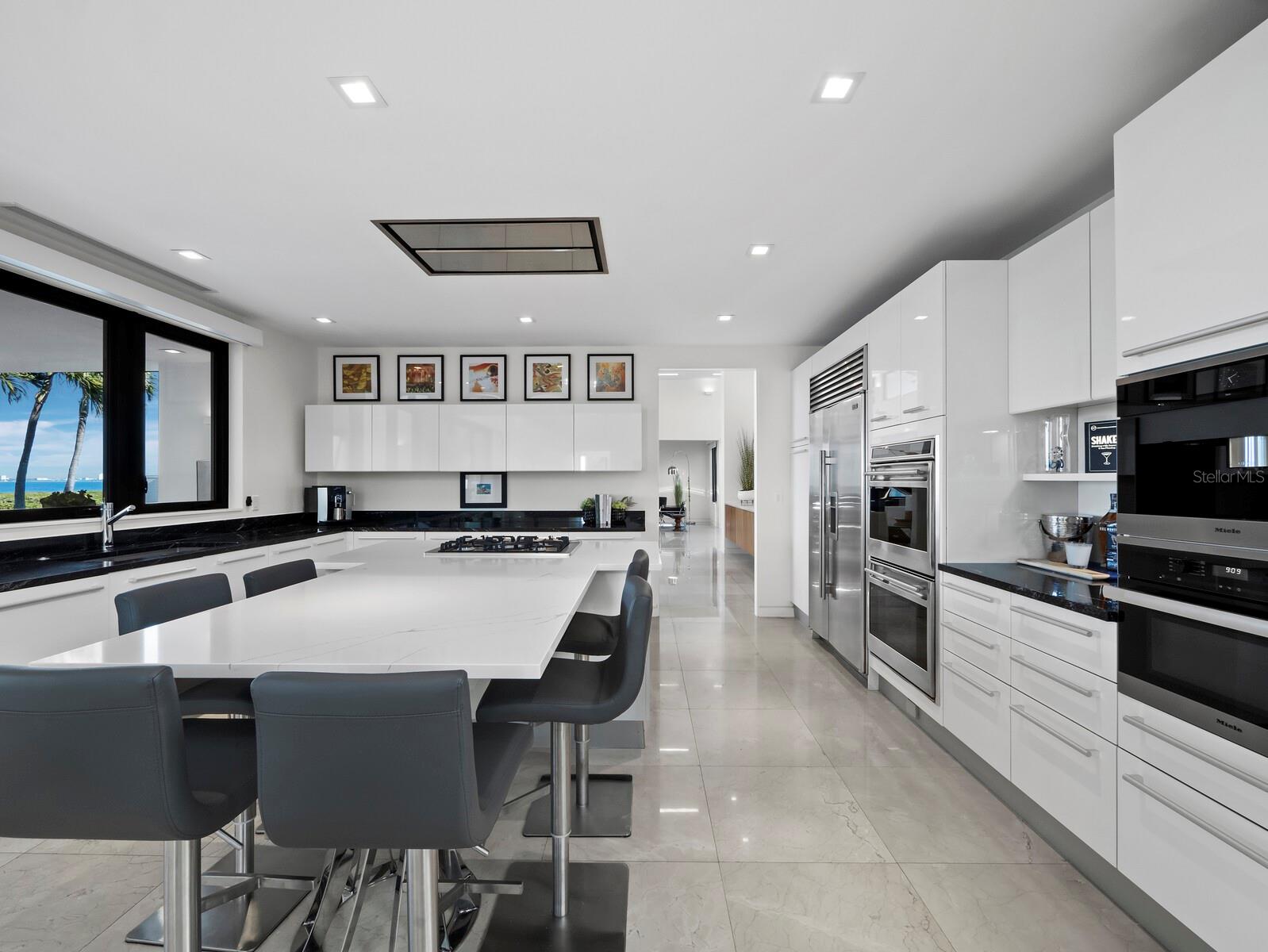 BAY ISLES - Residential