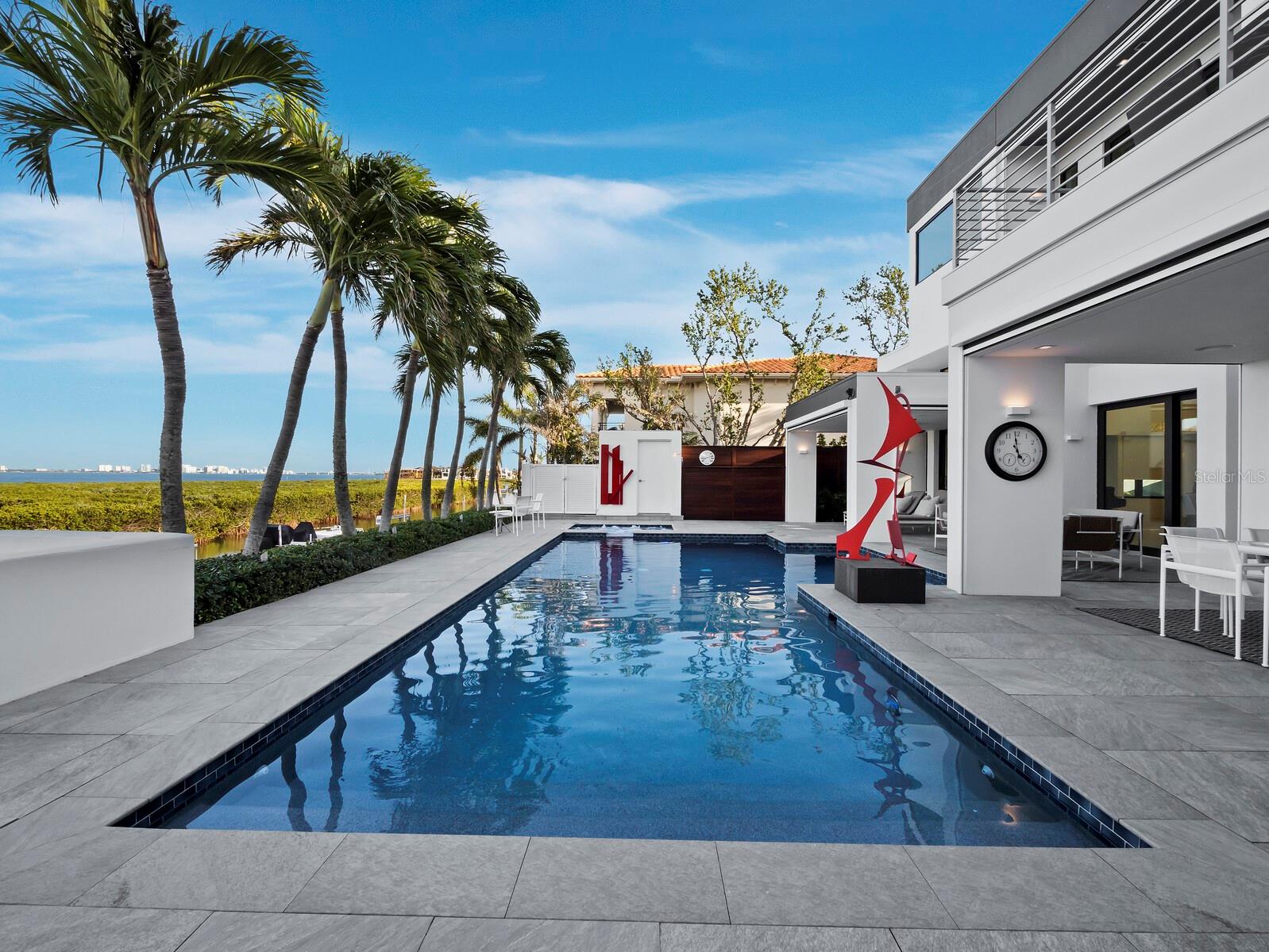 BAY ISLES - Residential