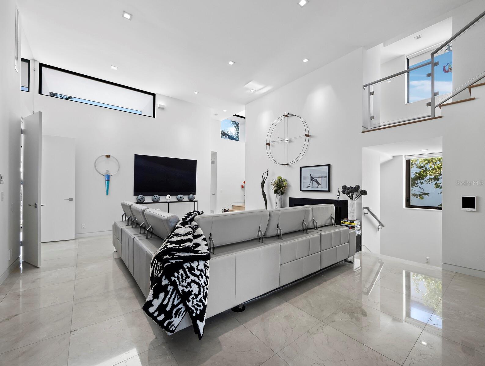 BAY ISLES - Residential