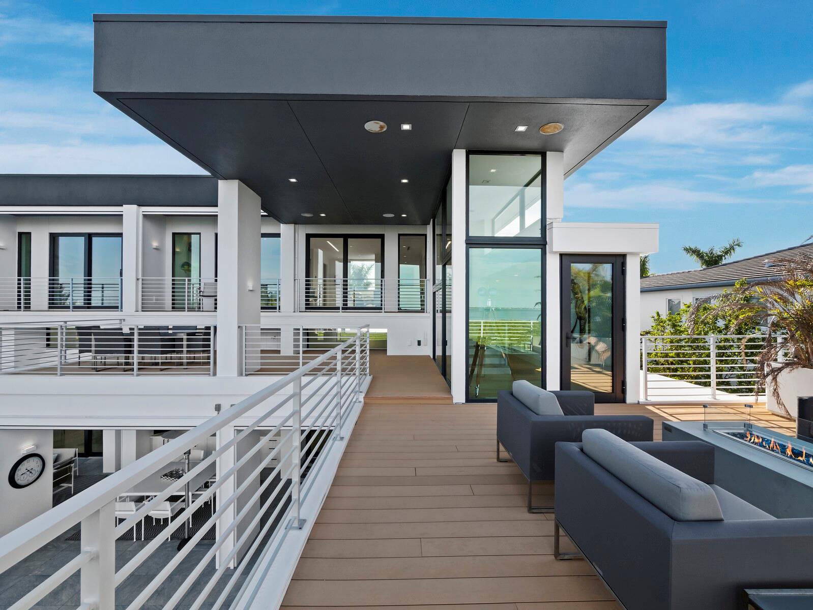 BAY ISLES - Residential