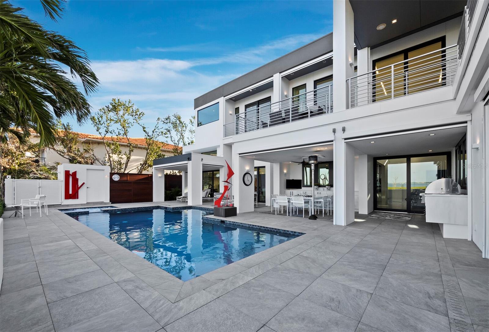 BAY ISLES - Residential