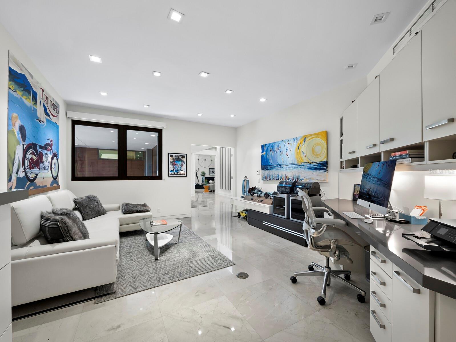 BAY ISLES - Residential