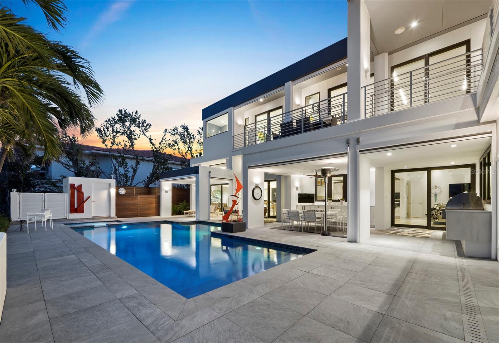 BAY ISLES - Residential