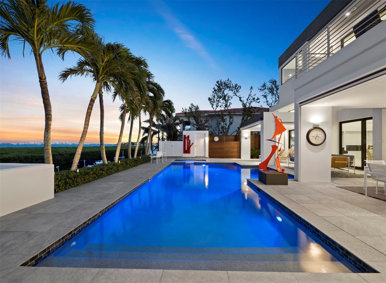 BAY ISLES - Residential