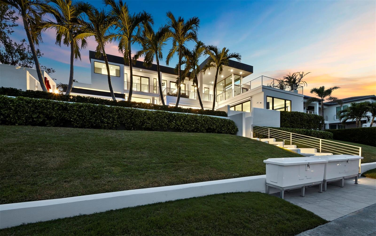 BAY ISLES - Residential