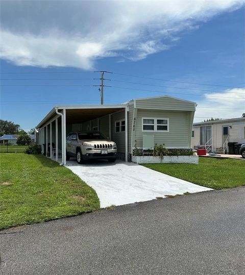 A home in NORTH PORT