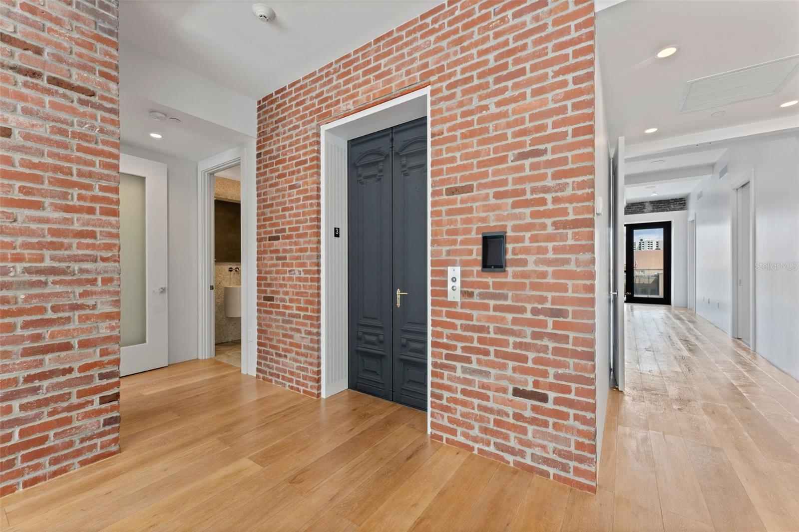 SOHO ON CENTRAL CONDO - Residential Lease