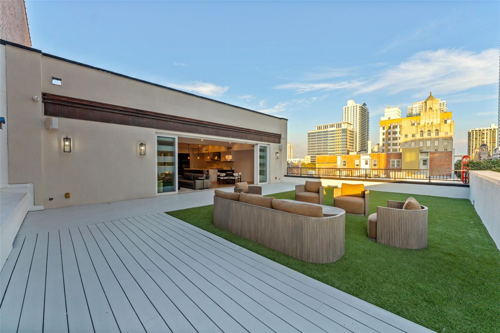 SOHO ON CENTRAL CONDO - Residential Lease