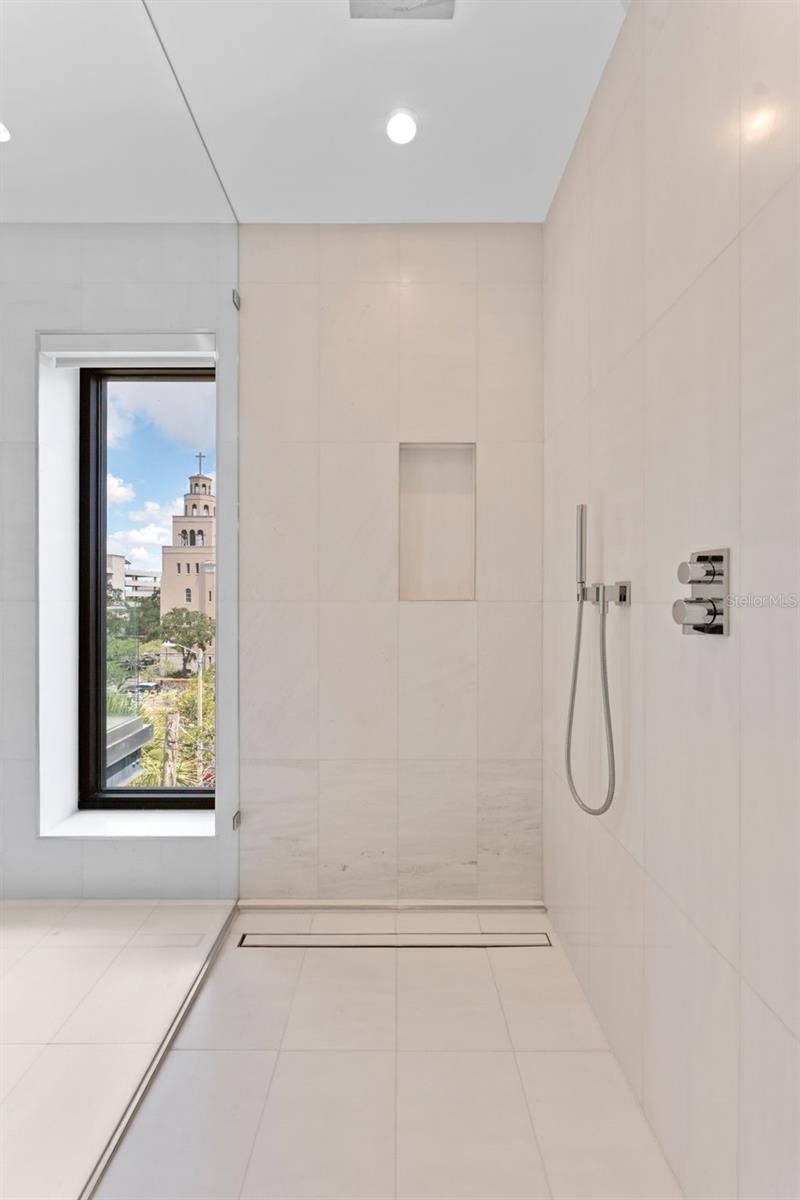 SOHO ON CENTRAL CONDO - Residential Lease