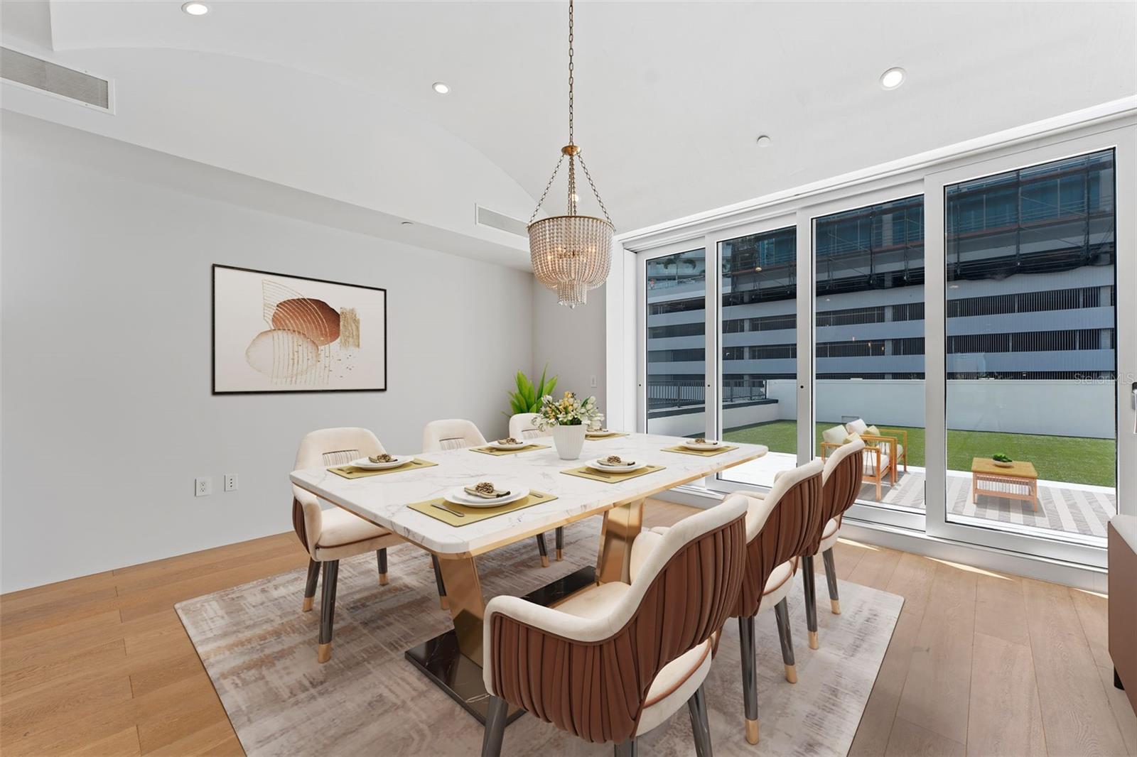 SOHO ON CENTRAL CONDO - Residential Lease