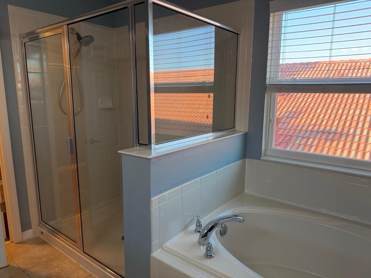 AVIANA PH 01 - Residential Lease