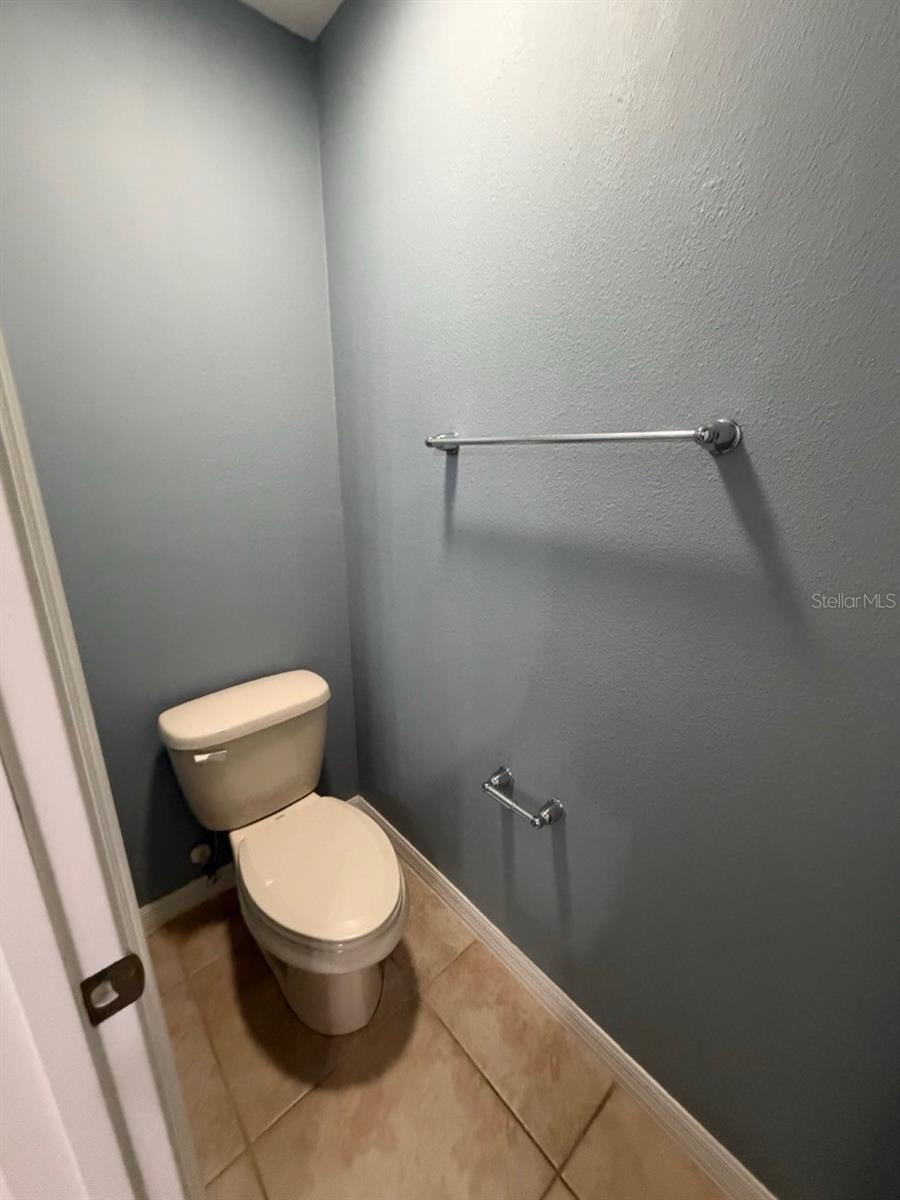 AVIANA PH 01 - Residential Lease