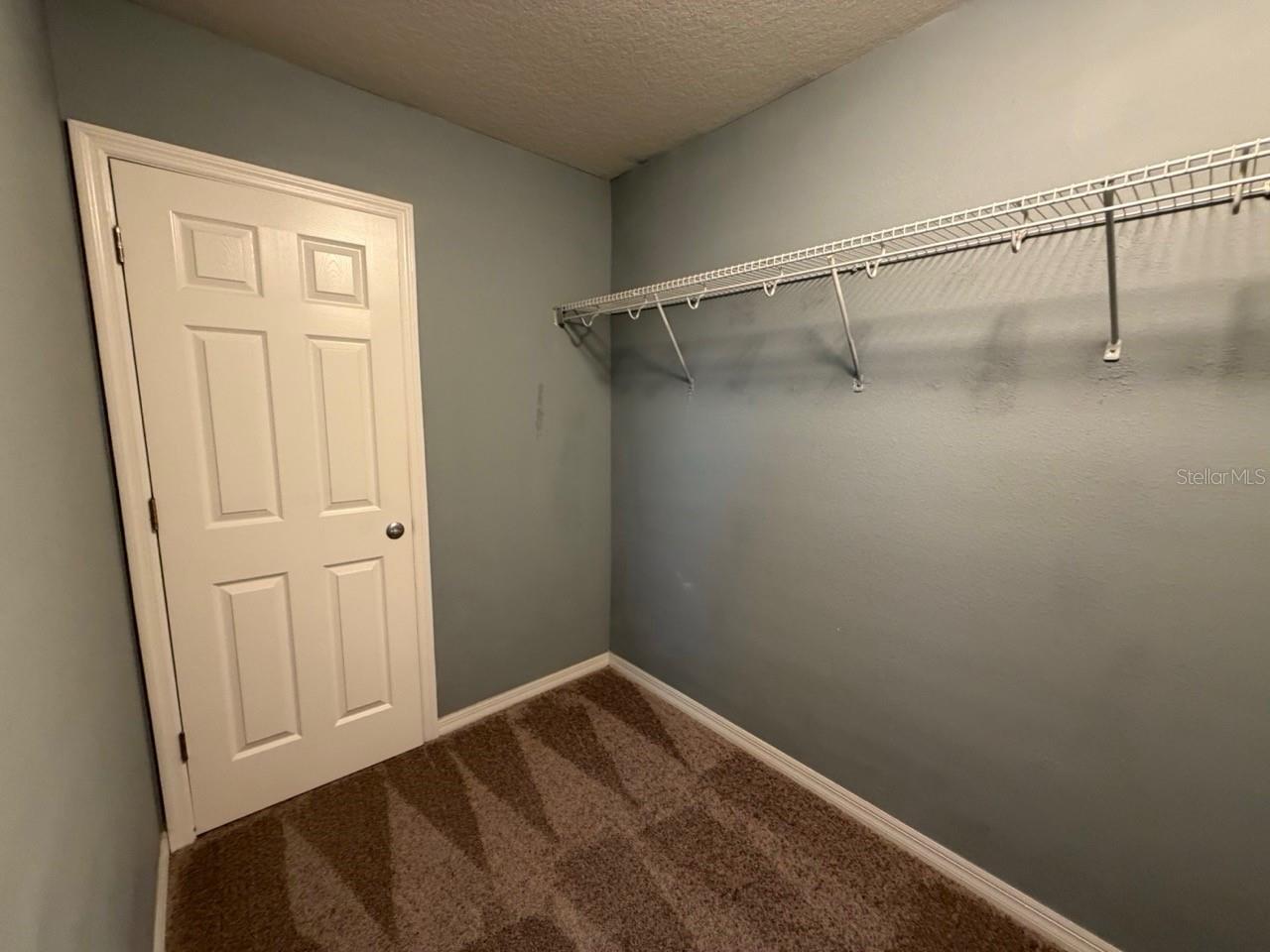 AVIANA PH 01 - Residential Lease