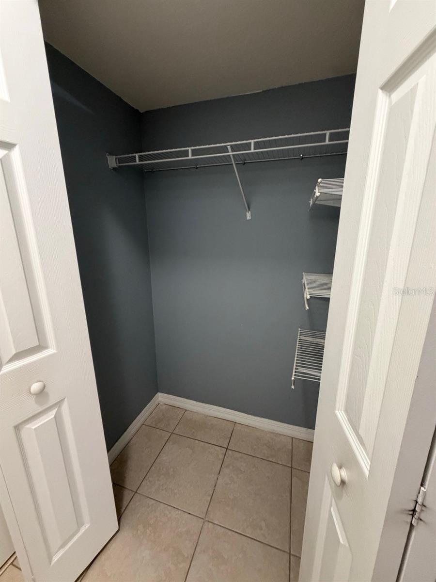 AVIANA PH 01 - Residential Lease