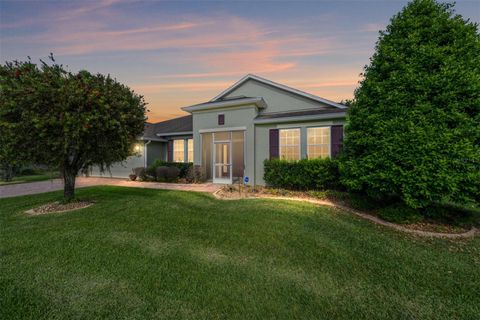 Photo of 4562 Antietam Creek Trail, Leesburg, FL 34748 (MLS # G5111364)