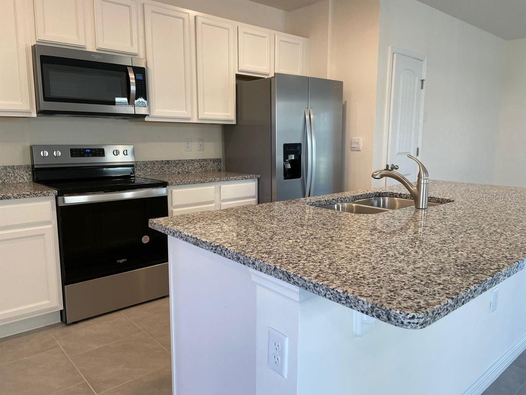 WATERLEIGH PH 4A - Residential Lease