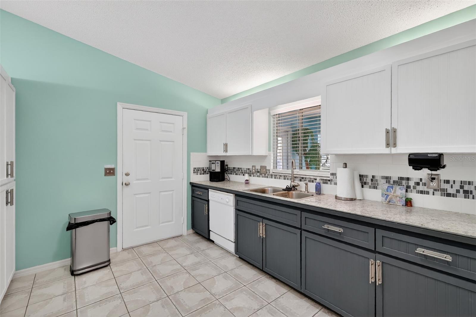 SPRUCE CRK SOUTH 09 - Residential