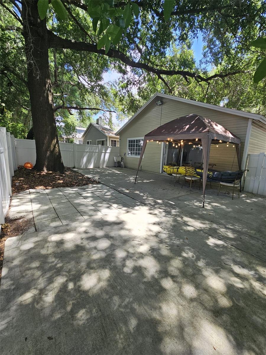 513 HARVARD PLACE