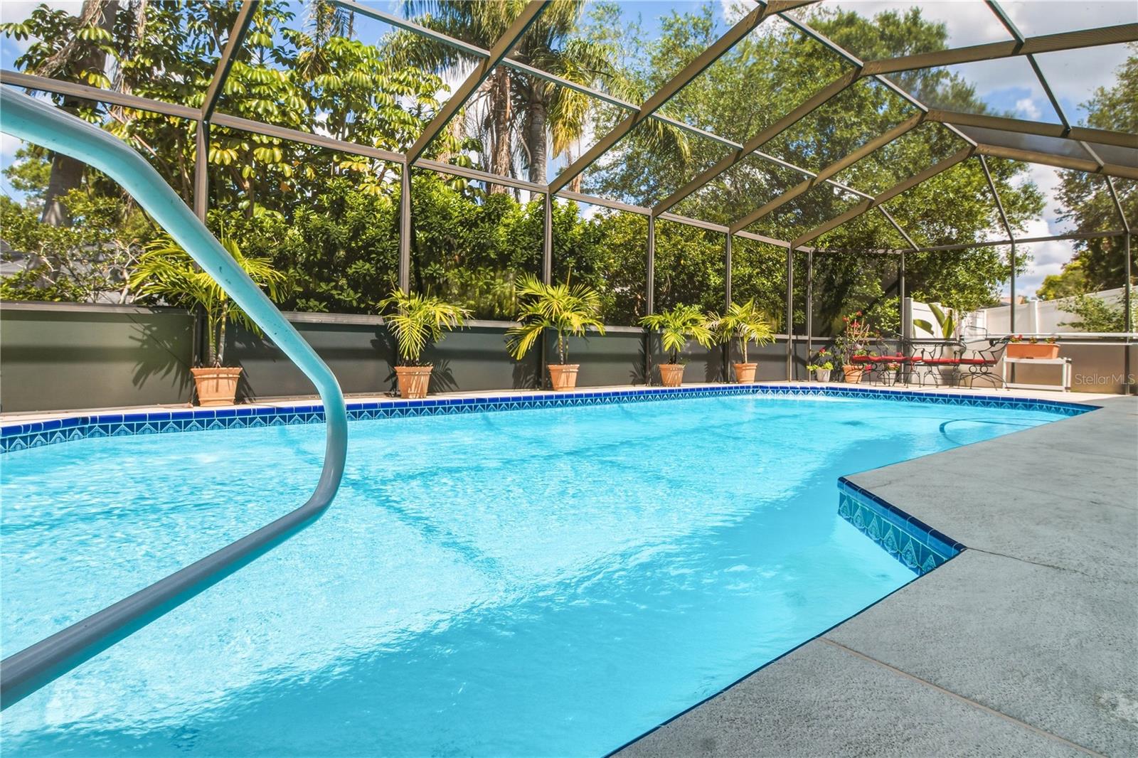 LAKE VALENCIA UNIT 3B - Residential