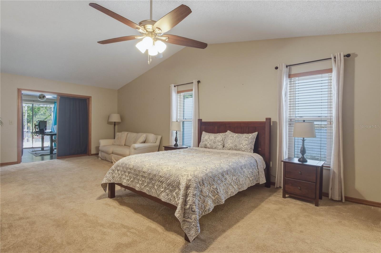 LAKE VALENCIA UNIT 3B - Residential