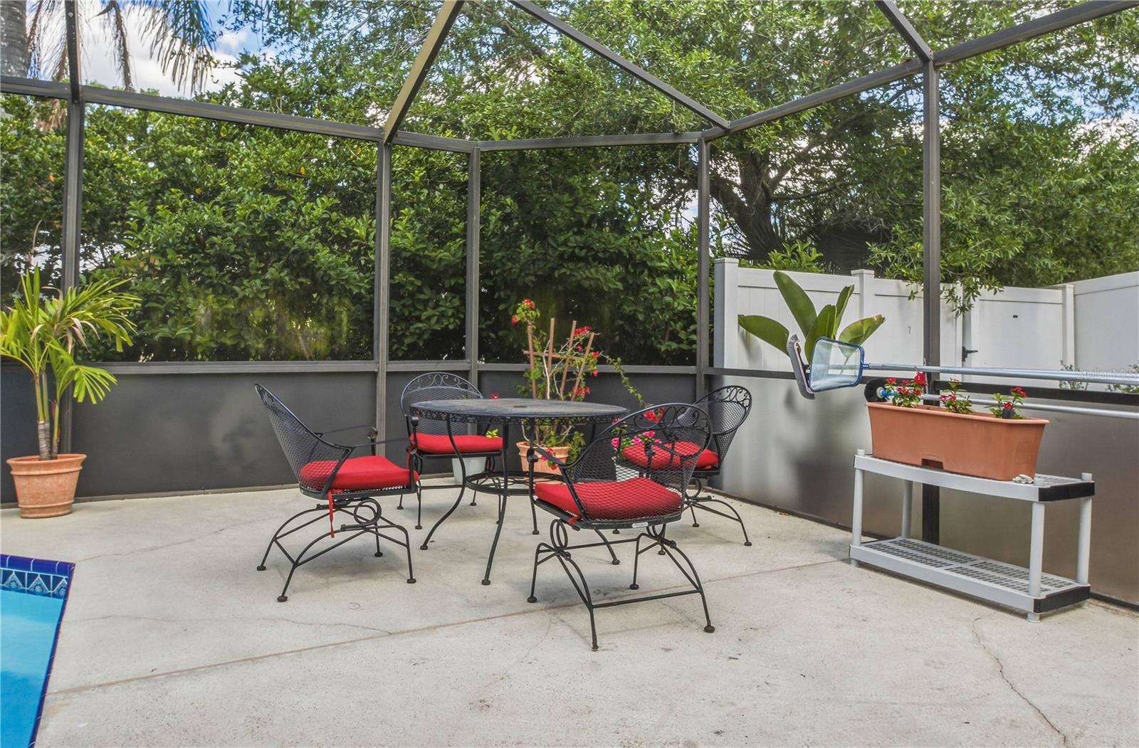 LAKE VALENCIA UNIT 3B - Residential