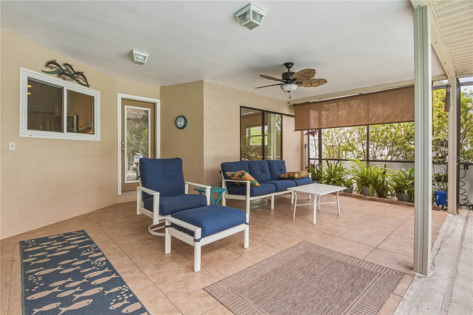 LAKE VALENCIA UNIT 3B - Residential