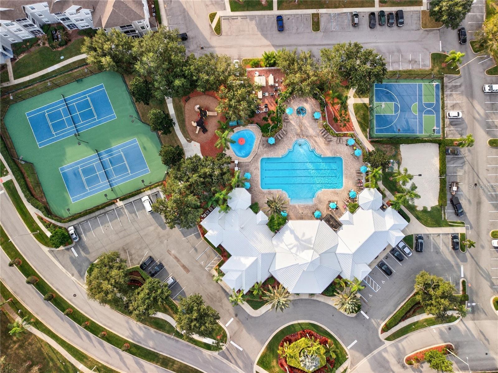 WYNDHAM PALMS CONDO PH 9 - Residential