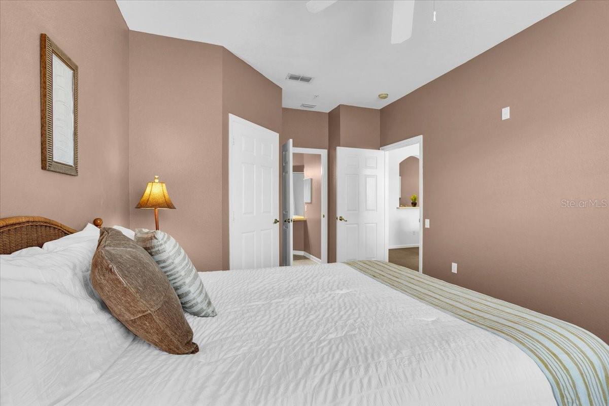 WYNDHAM PALMS CONDO PH 9 - Residential