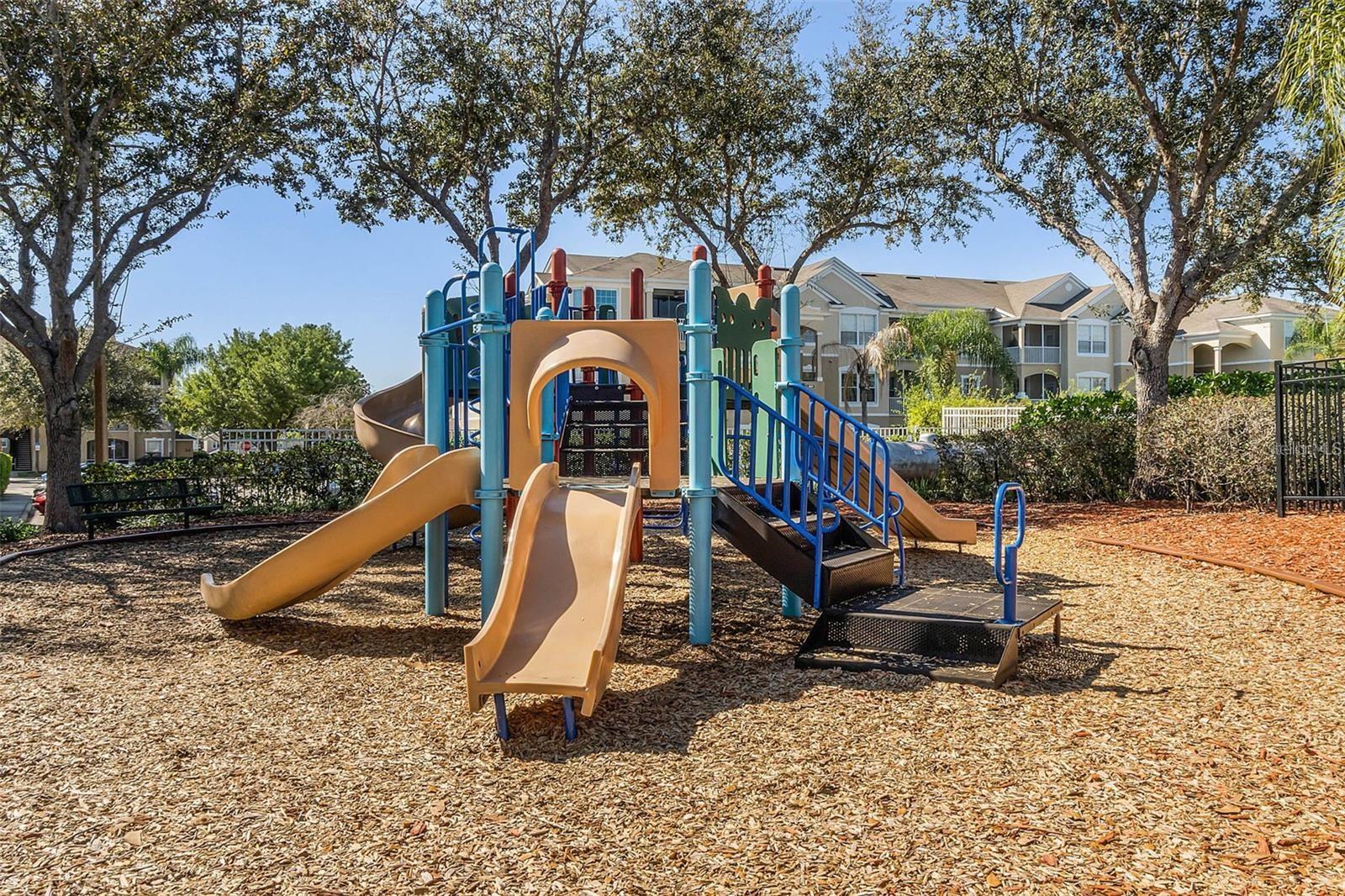 WYNDHAM PALMS CONDO PH 9 - Residential