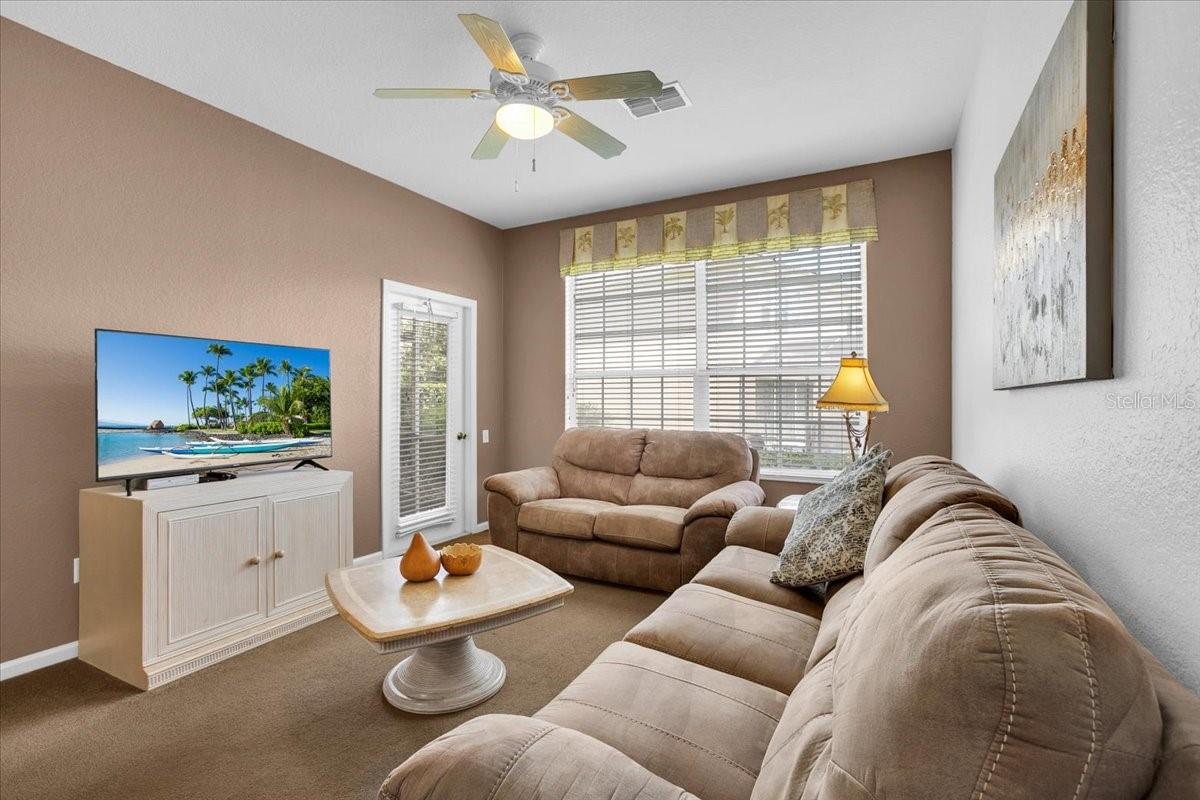 WYNDHAM PALMS CONDO PH 9 - Residential