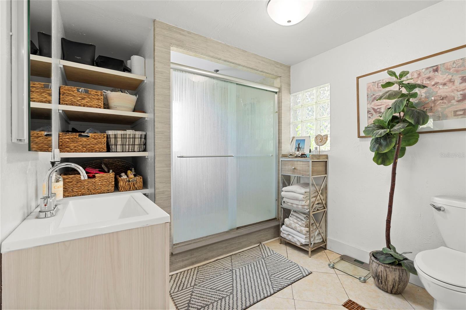 HARBOR LAKE - Residential