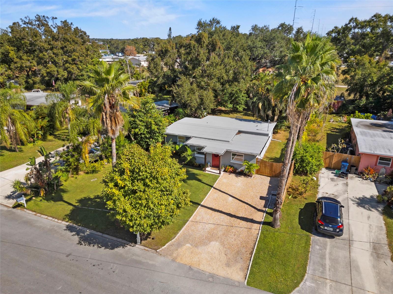 HARBOR LAKE - Residential