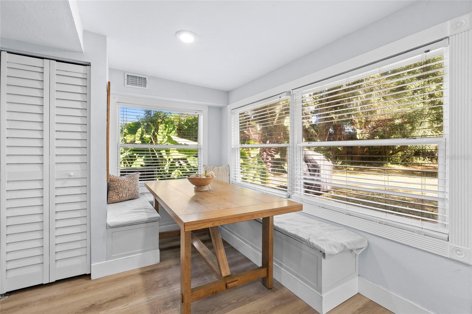 HARBOR LAKE - Residential