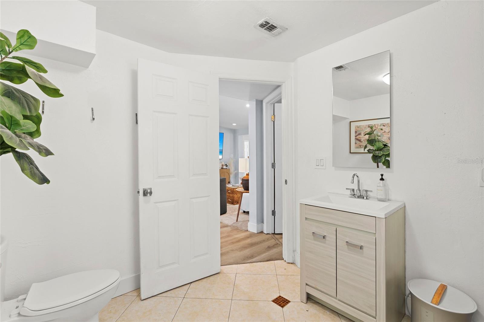 HARBOR LAKE - Residential