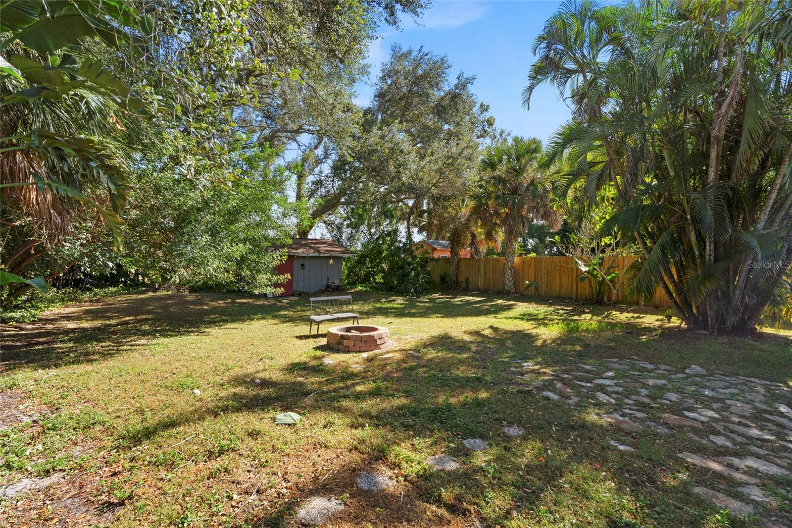 HARBOR LAKE - Residential