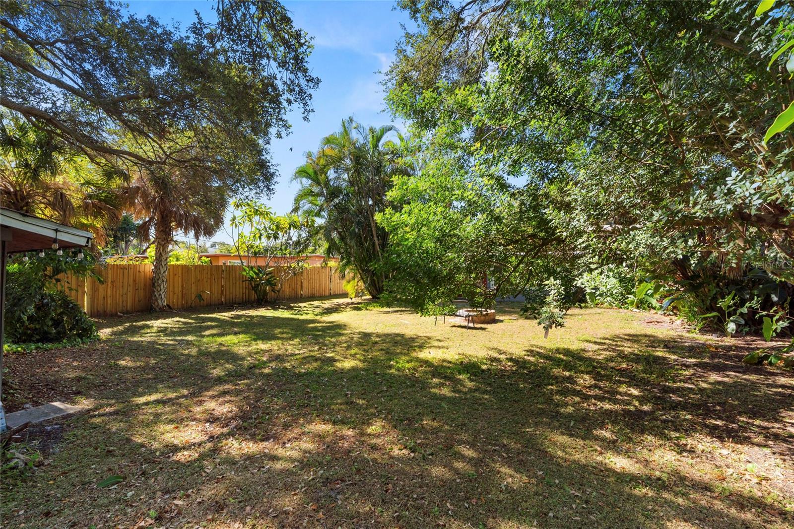 HARBOR LAKE - Residential