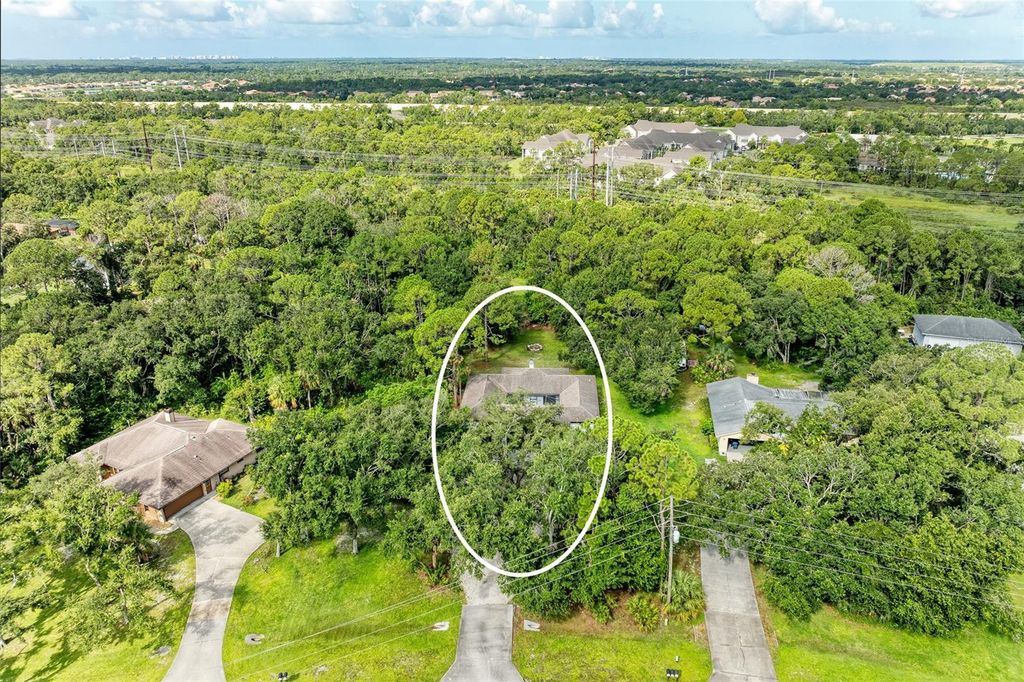 Photo of 6423 95th Street E, Bradenton, FL 34202 (MLS # A4660795)