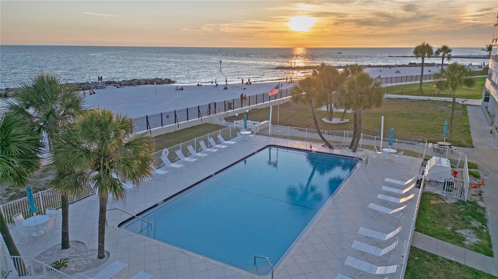 7000 BEACH PLAZA 202