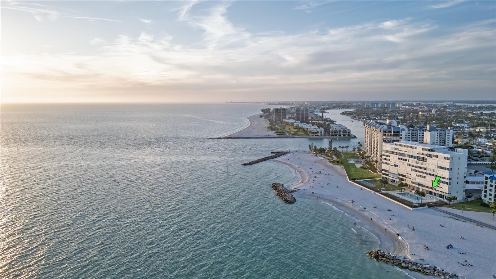 7000 BEACH PLAZA 202